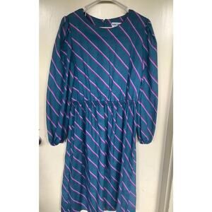 Beautiful Melissa Lane women’s dress size 14